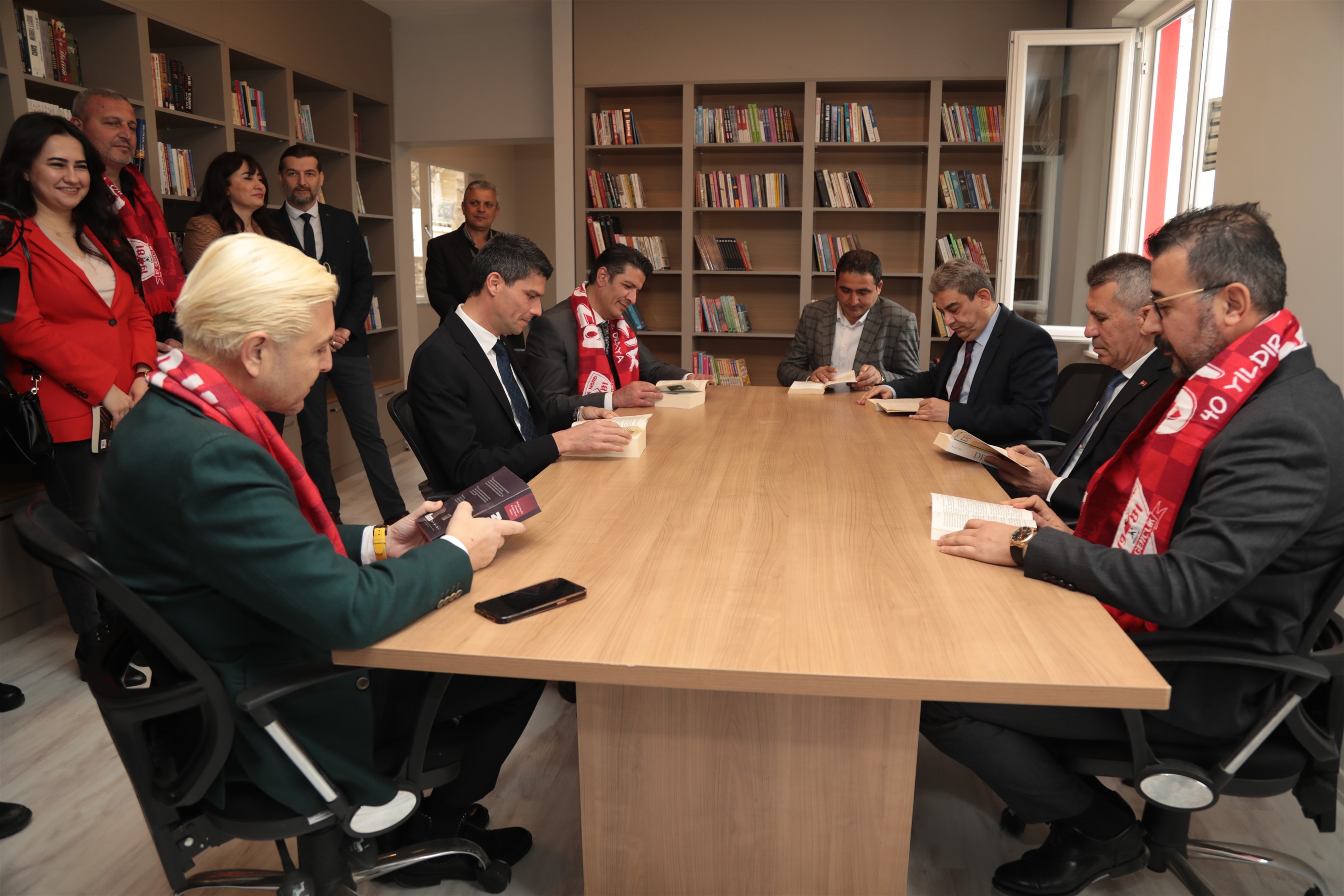 Antalyaspor Kütüphanesi