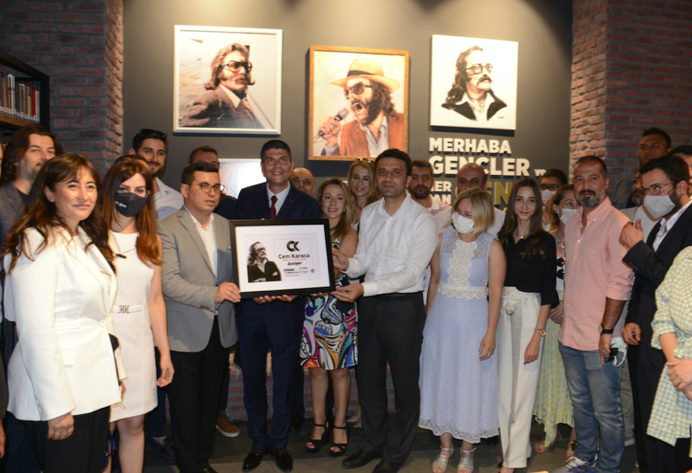 Cem Karaca Gençlik Kütüphanesi