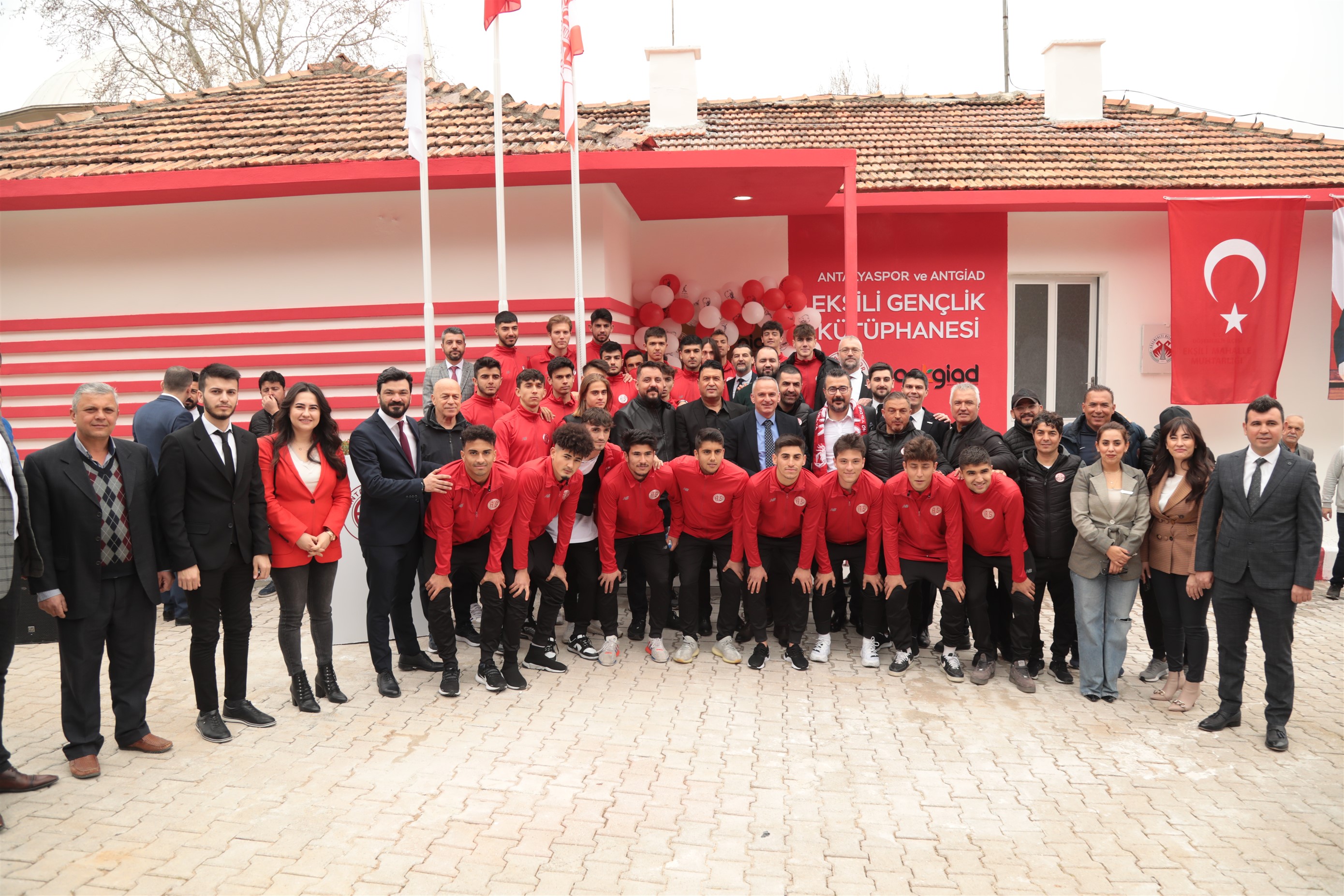 Antalyaspor Kütüphanesi